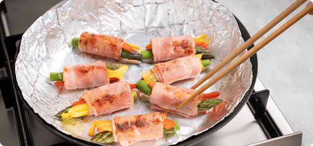 ノンオイルで調理ができる