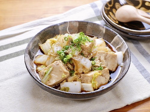 レンチンで作る簡単副菜！「さっぱりおいしい☆豆腐と白菜のポン酢煮」
