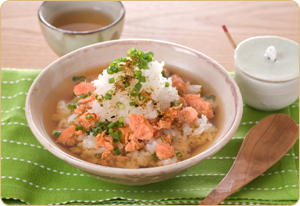 鮭みぞれの汁かけごはん