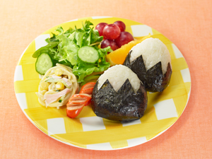 夏休みの富士山おにぎりランチ
