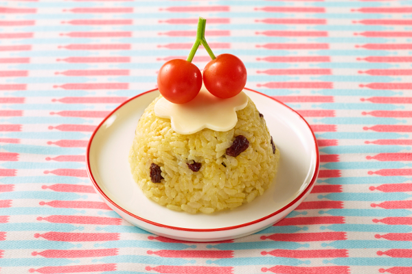 子どもが喜ぶアイデアお寿司「さくらんぼ風ケーキ寿司」
