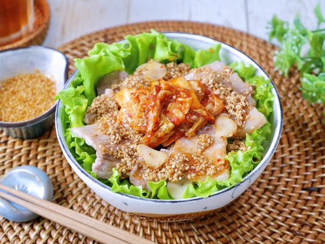 ガッツリ美味しい！サムギョプサル丼