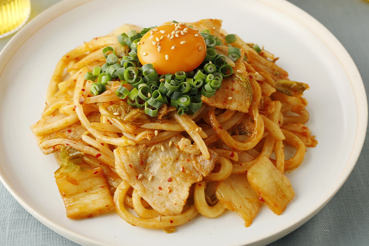 レンジで簡単！豚キムチうどん