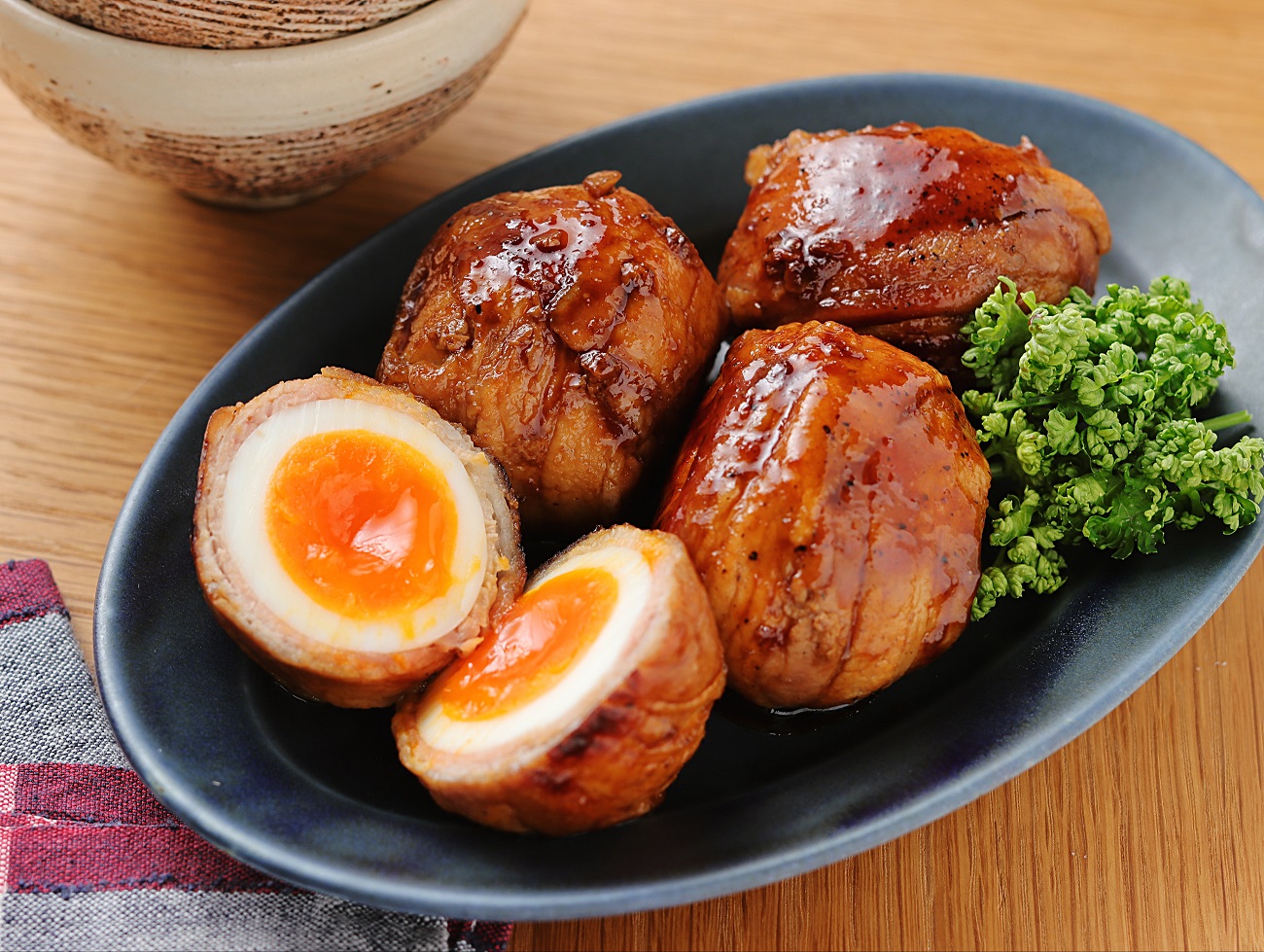 肉巻き卵の甘辛照り焼き