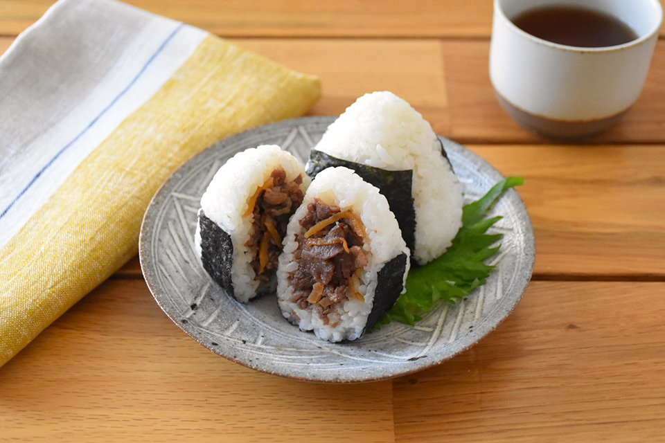 牛しぐれ煮入りおにぎり